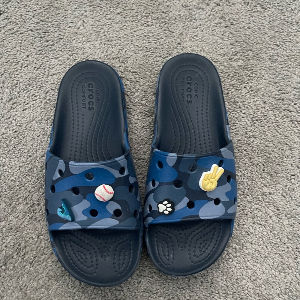Crocs Blue Camo Slide Sandals